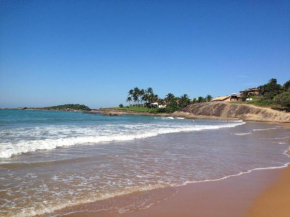 Apartamento a poucos metros do mar em Guarapari